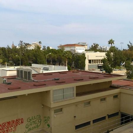 Modern City Center Apt Larnaca Luaran gambar